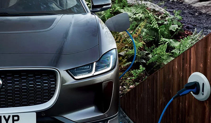 JAGUAR ELEKTRİKLİ ARAÇ DÜNYASI