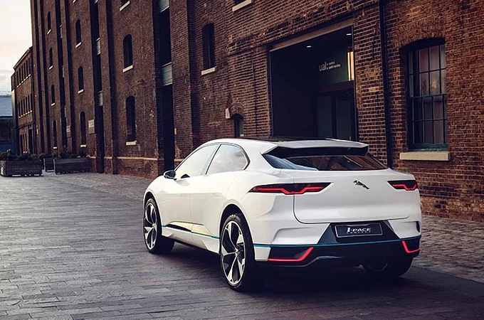 ELEKTRİKLİ OTOMOBİLLER NASIL ŞARJ EDİLİYOR ?